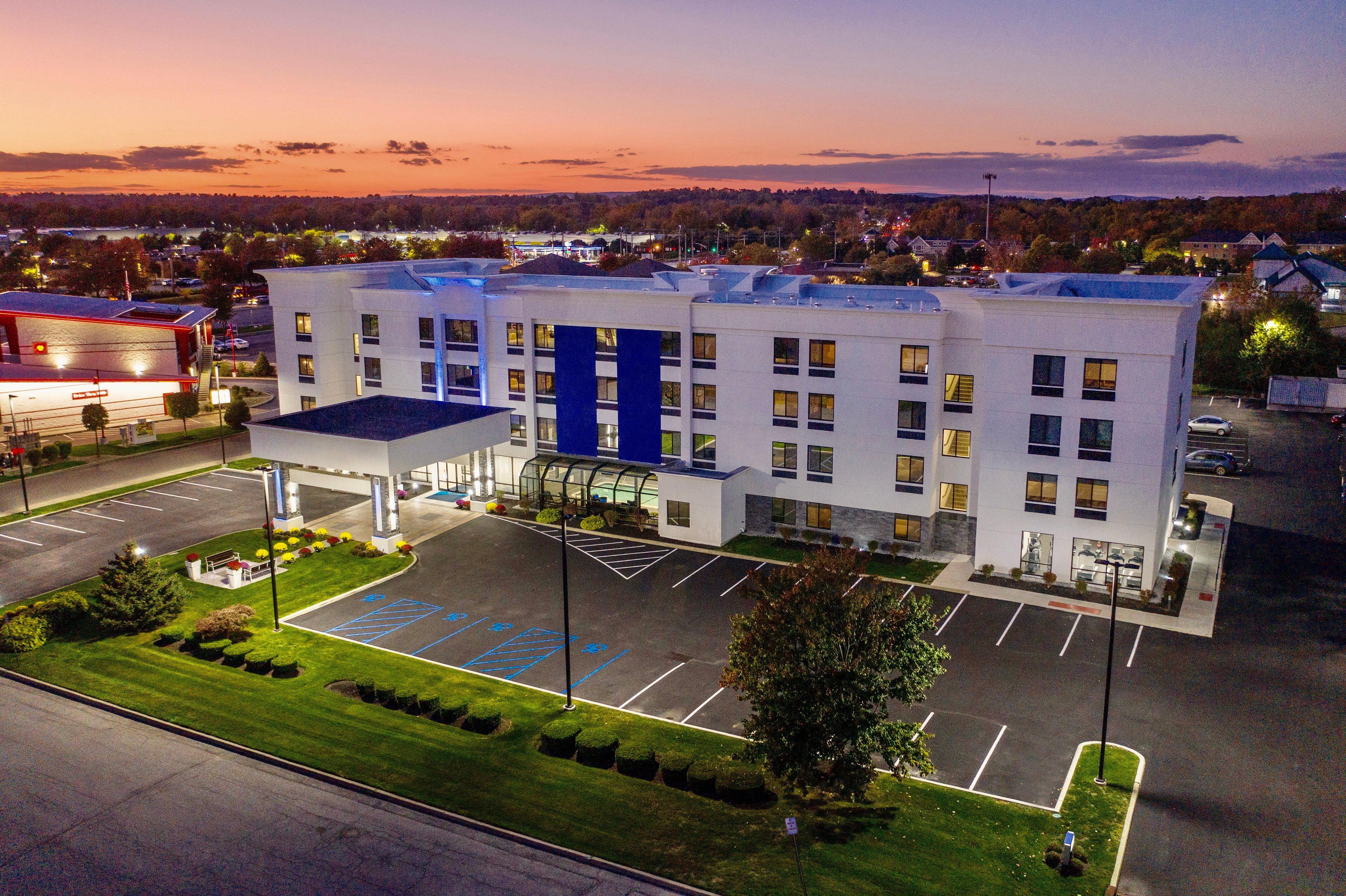 Holiday Inn Express Fishkill-Mid Hudson Valley By Ihg Экстерьер фото