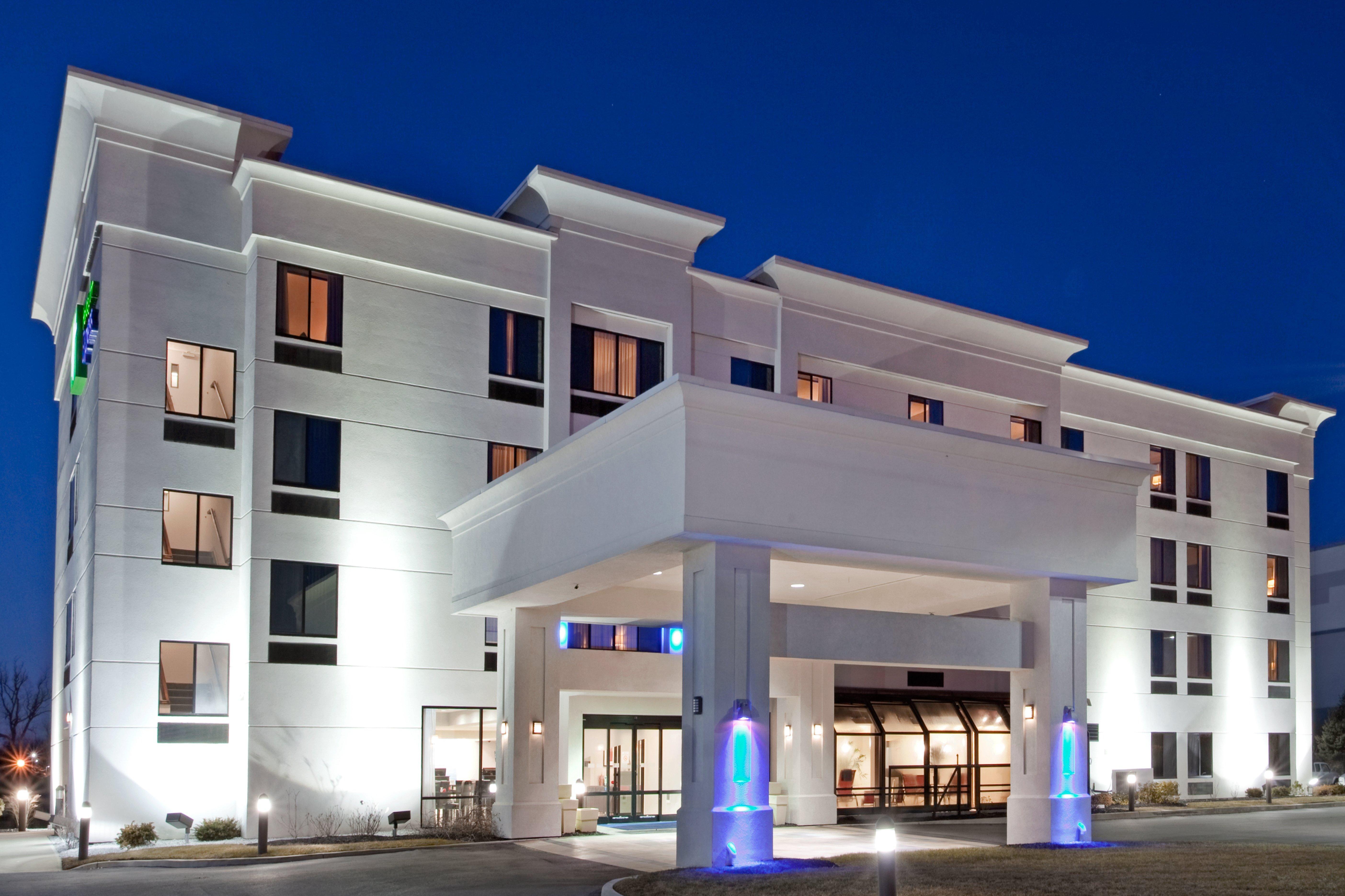 Holiday Inn Express Fishkill-Mid Hudson Valley By Ihg Экстерьер фото